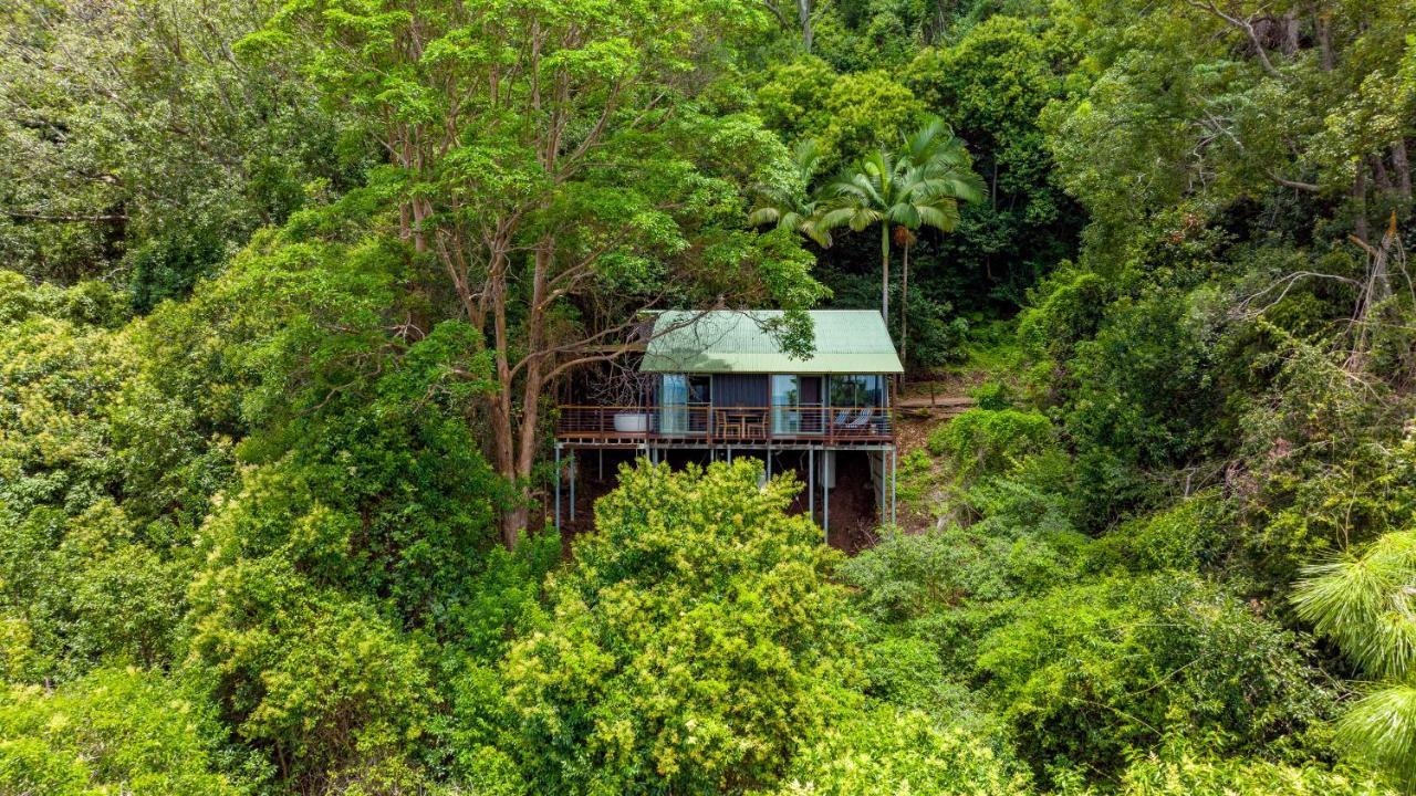 Treetops Seaview Montville Exterior photo