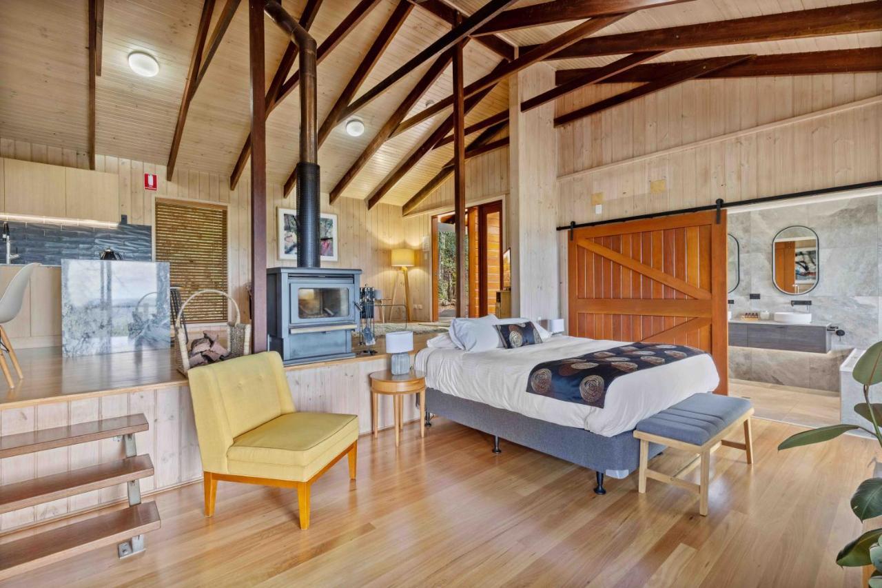 Treetops Seaview Montville Exterior photo
