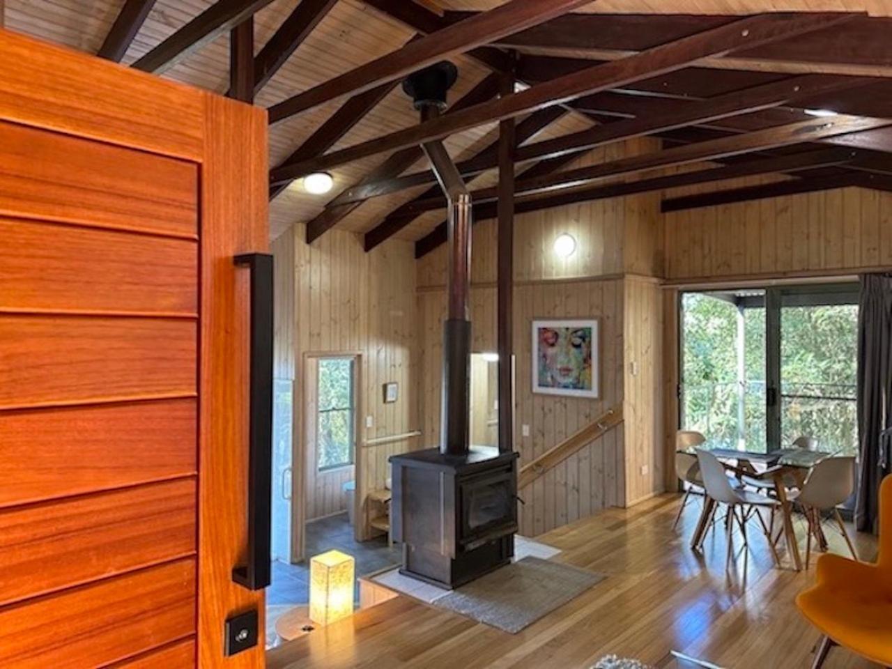 Treetops Seaview Montville Exterior photo