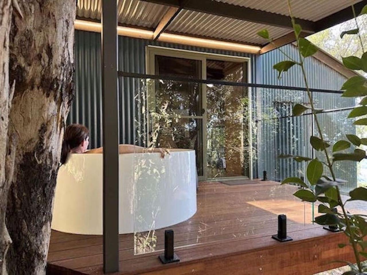 Treetops Seaview Montville Exterior photo